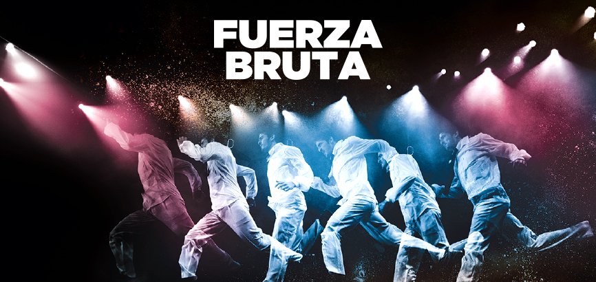 열정이 넘치는 푸에르자 부르타 공연과 함께 신라스테이에서 편안한 휴식 경험하세요.